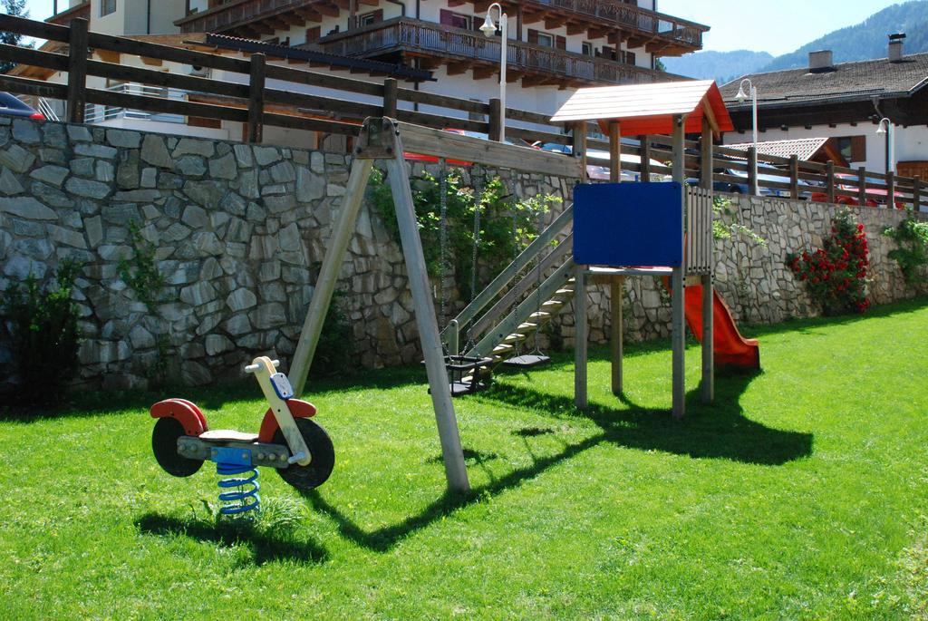 Apart Residence Rautal ***S San Vigilio Di Marebbe Exterior foto